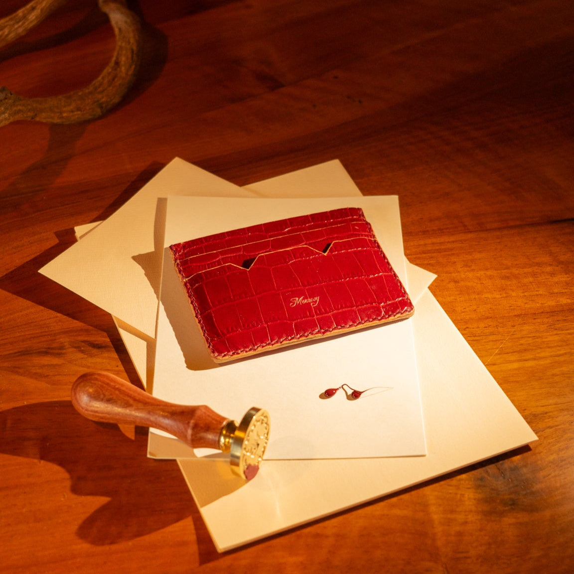 Cardholder rot
